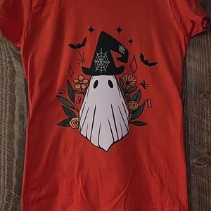 women’s size medium halloween ghost shirt NEW